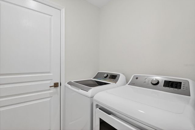 4604 56TH TERRACE E, Bradenton, FL 34203