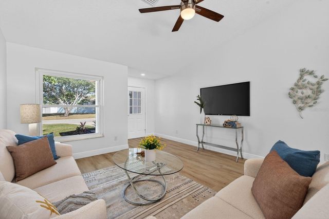 4604 56TH TERRACE E, Bradenton, FL 34203