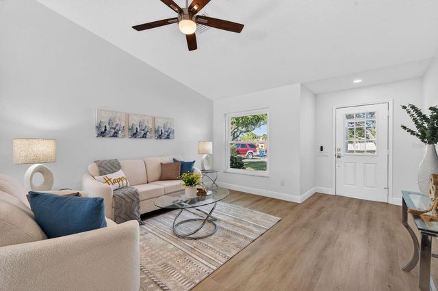 4604 56TH TERRACE E, Bradenton, FL 34203