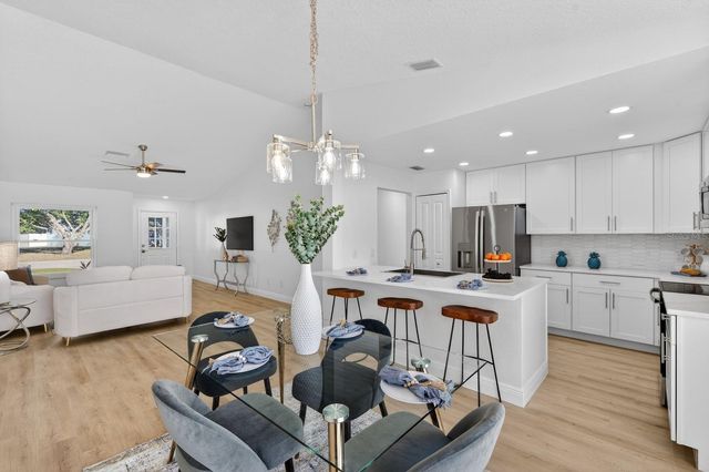 4604 56TH TERRACE E, Bradenton, FL 34203