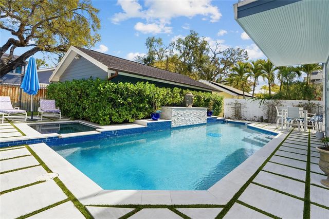 824 S ROME AVENUE, Tampa, FL 33606