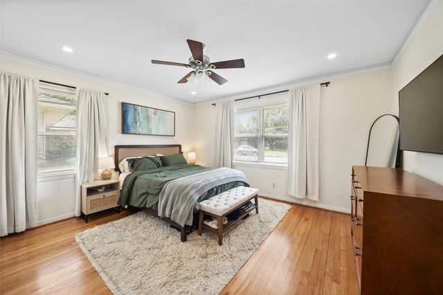 4830 Hummingbird Street, Houston, TX 77035