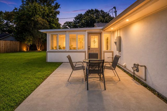 4830 Hummingbird Street, Houston, TX 77035