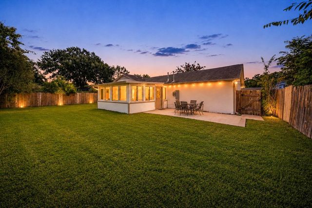 4830 Hummingbird Street, Houston, TX 77035
