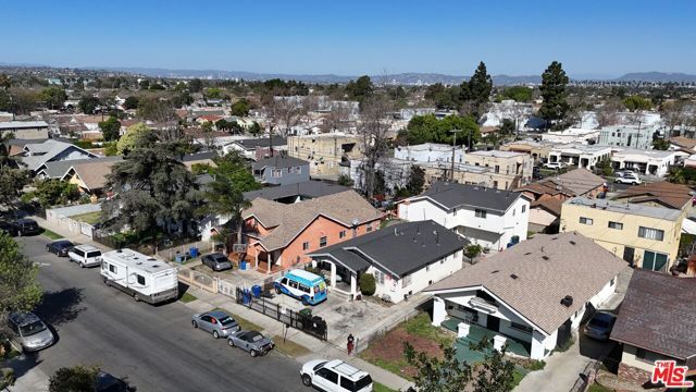 1049 W 61st Street, Los Angeles, CA 90044