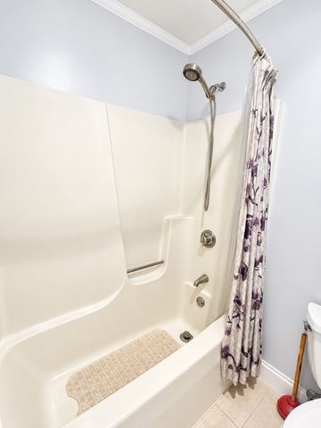 400 Brookside F, Andover, MA 01810