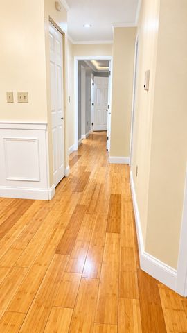 400 Brookside F, Andover, MA 01810