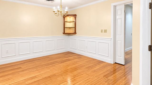 400 Brookside F, Andover, MA 01810