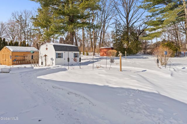 1109 St Jude Drive, Rotterdam, NY 12303