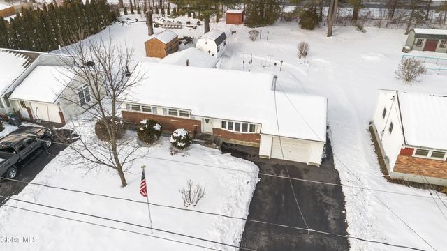 1109 St Jude Drive, Rotterdam, NY 12303