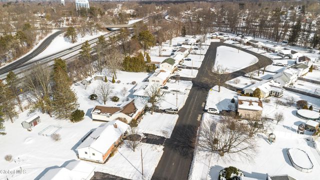 1109 St Jude Drive, Rotterdam, NY 12303