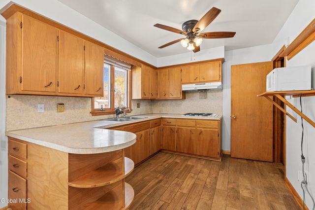 1109 St Jude Drive, Rotterdam, NY 12303