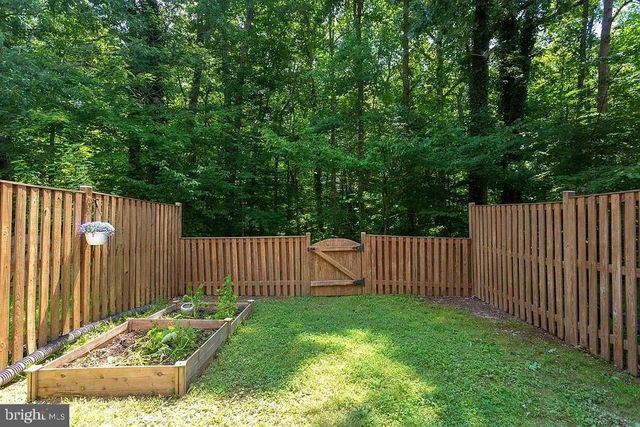 5861 KARA PL, Burke, VA 22015