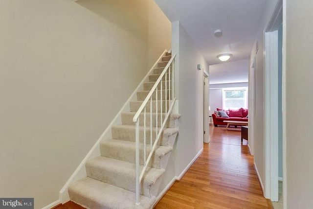 5861 KARA PL, Burke, VA 22015