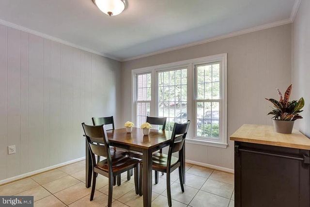 5861 KARA PL, Burke, VA 22015