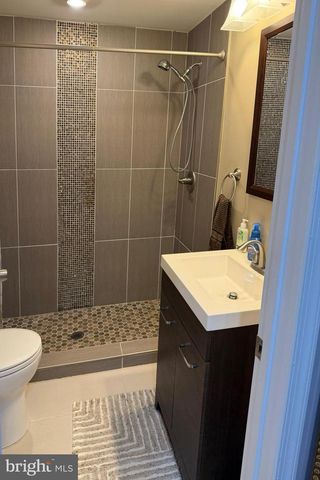 5861 KARA PL, Burke, VA 22015