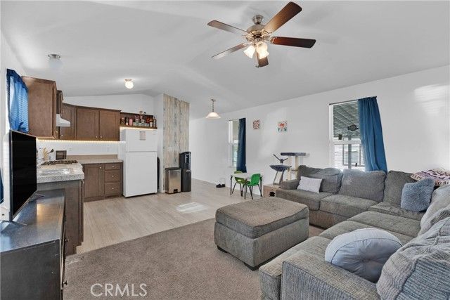 2494 W Main 48, Barstow, CA 92311