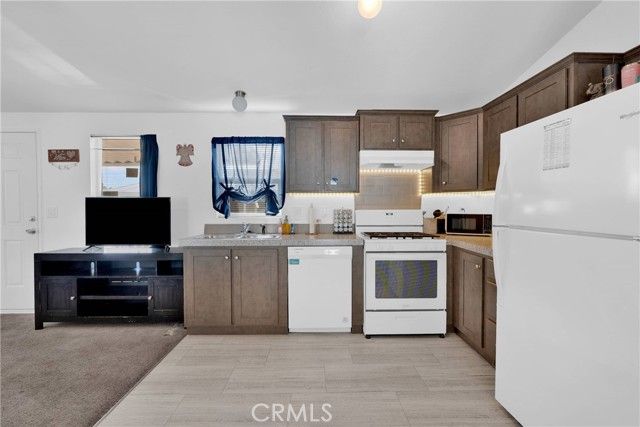 2494 W Main 48, Barstow, CA 92311