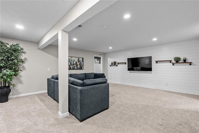 3616 Marwood Drive, Sugarcreek Twp, OH 45305