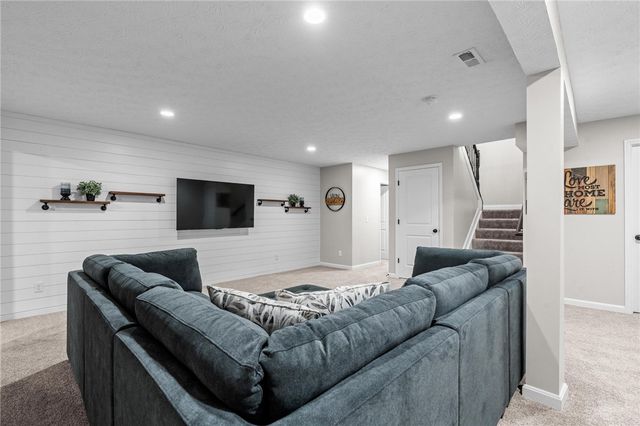 3616 Marwood Drive, Sugarcreek Twp, OH 45305