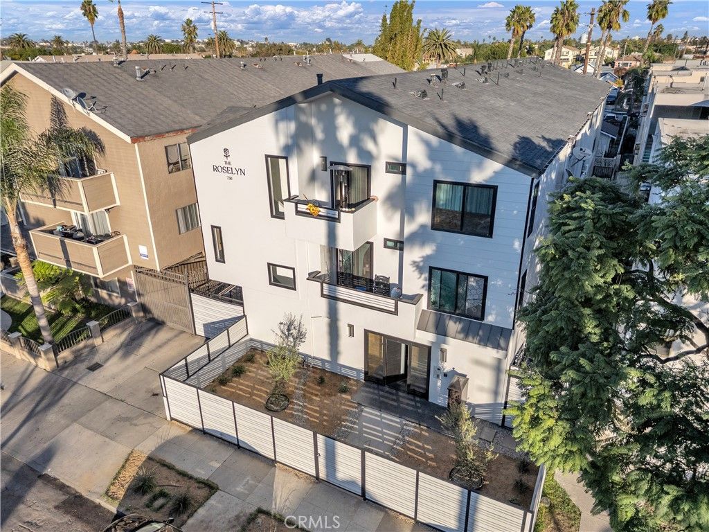 736 Rose, Long Beach, CA 90813