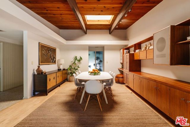 3493 Valley Meadow Road, Sherman Oaks, CA 91403