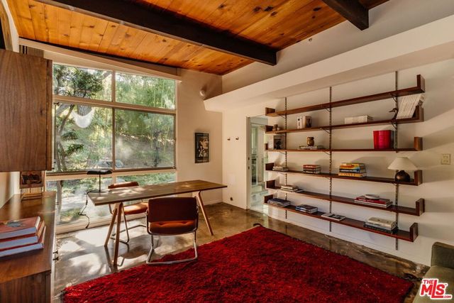 3493 Valley Meadow Road, Sherman Oaks, CA 91403