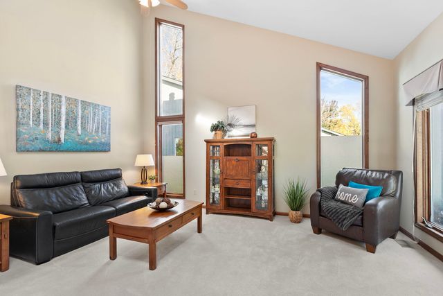 508 West Trail, Grayslake, IL 60030