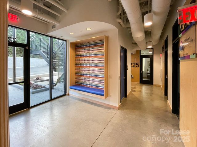 20 Artful Way 221, Asheville, NC 28801