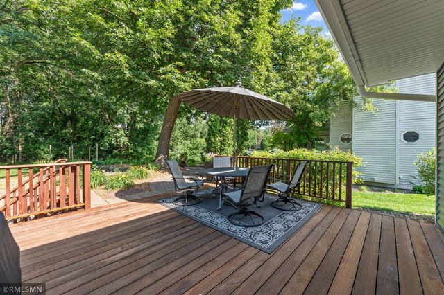 6459 Craig Drive, Eden Prairie, MN 55346