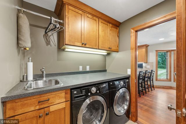 6459 Craig Drive, Eden Prairie, MN 55346