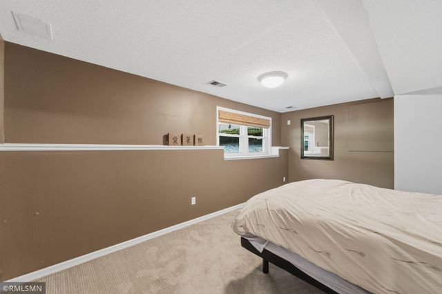 6459 Craig Drive, Eden Prairie, MN 55346