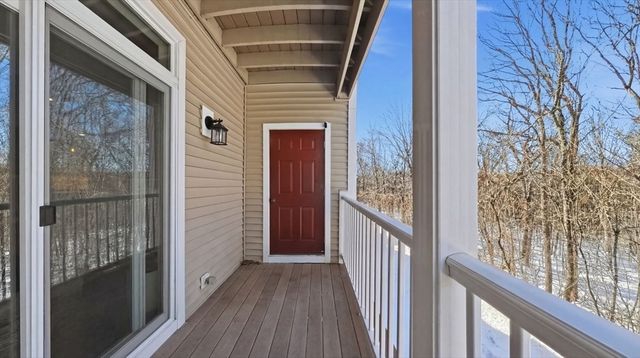 55 Bradford Commons Ln 55, Braintree, MA 02184