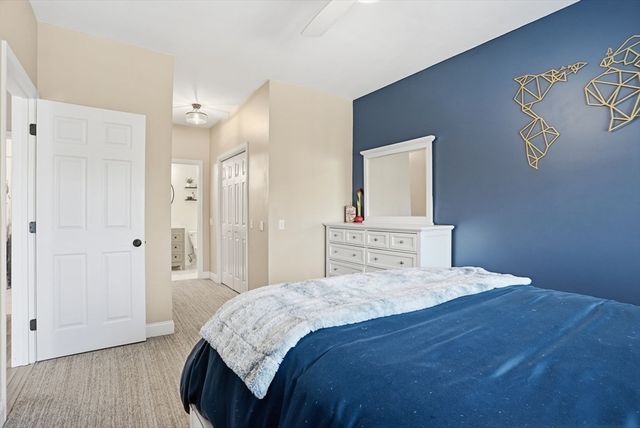 55 Bradford Commons Ln 55, Braintree, MA 02184