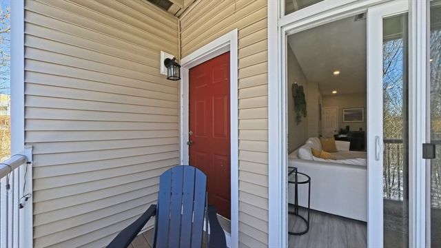 55 Bradford Commons Ln 55, Braintree, MA 02184