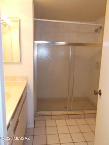 1674 W Park Wood Lane, Tucson, AZ 85746