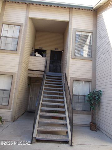 1674 W Park Wood Lane, Tucson, AZ 85746