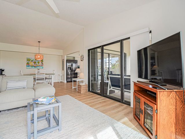 3206 S Lakeview Circle 1206, Hutchinson Island, FL 34949