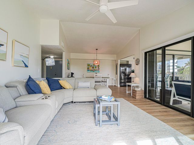 3206 S Lakeview Circle 1206, Hutchinson Island, FL 34949