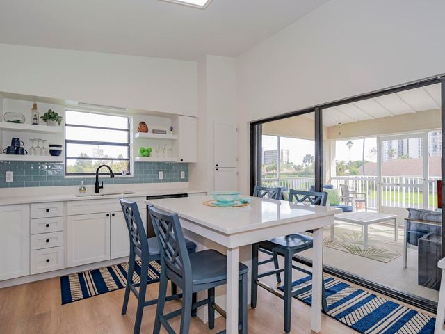 3206 S Lakeview Circle 1206, Hutchinson Island, FL 34949