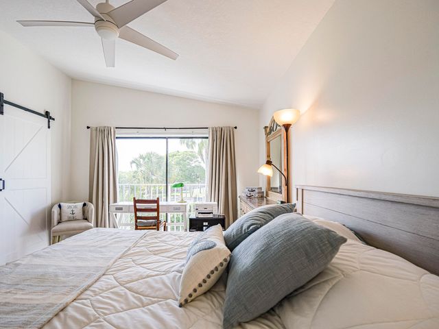 3206 S Lakeview Circle 1206, Hutchinson Island, FL 34949