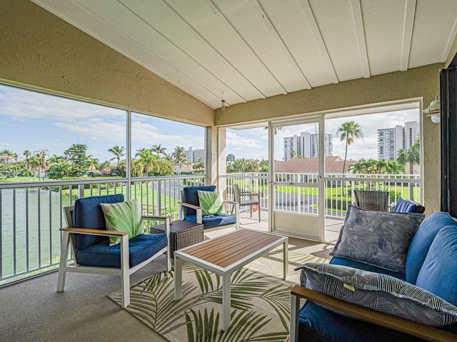 3206 S Lakeview Circle 1206, Hutchinson Island, FL 34949