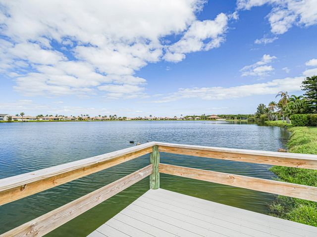 3206 S Lakeview Circle 1206, Hutchinson Island, FL 34949