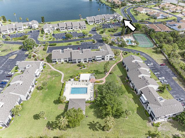 3206 S Lakeview Circle 1206, Hutchinson Island, FL 34949