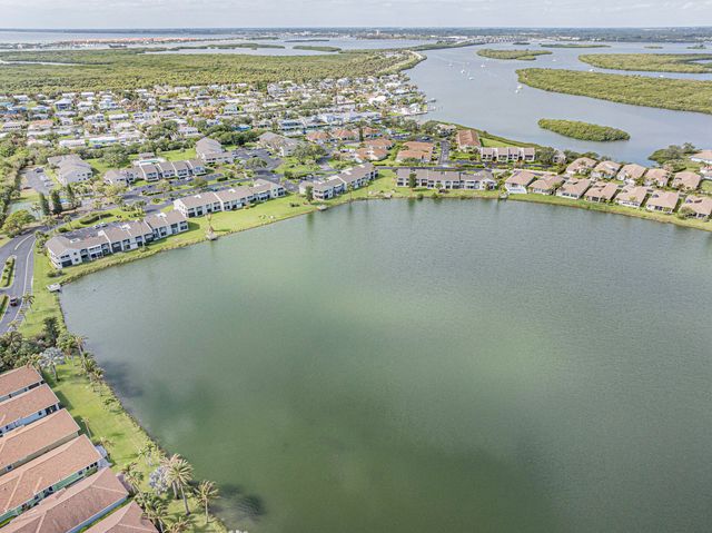 3206 S Lakeview Circle 1206, Hutchinson Island, FL 34949