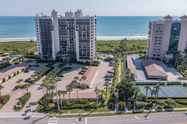 3206 S Lakeview Circle 1206, Hutchinson Island, FL 34949