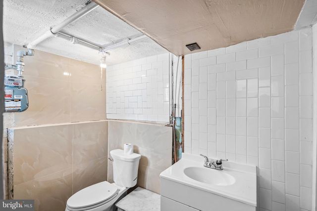 7009 KINDRED ST, Philadelphia, PA 19149