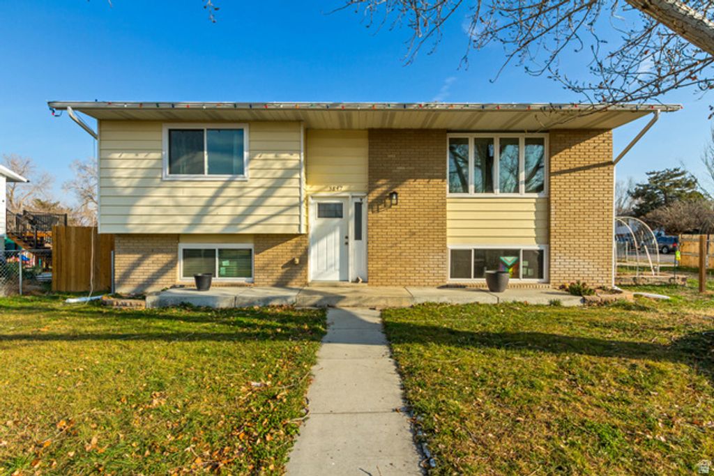 3847 S MAJESTIC WAY, Magna, UT 84044