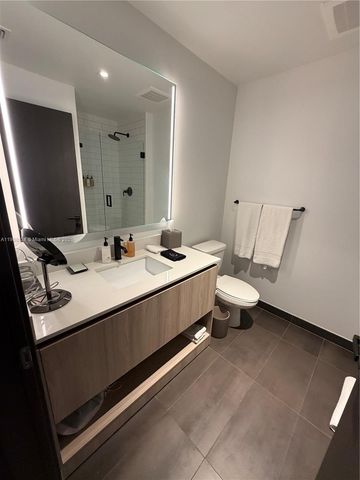 398 NE 5th St 4516, Miami, FL 33132