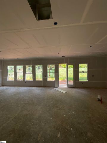 900 Cedarleaf Way, Simpsonville, SC 29681